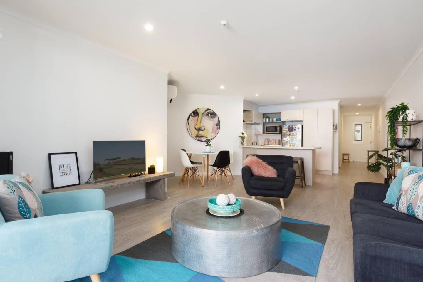 Stylish And Spacious, Downtown Mount Maunganui Exterior foto