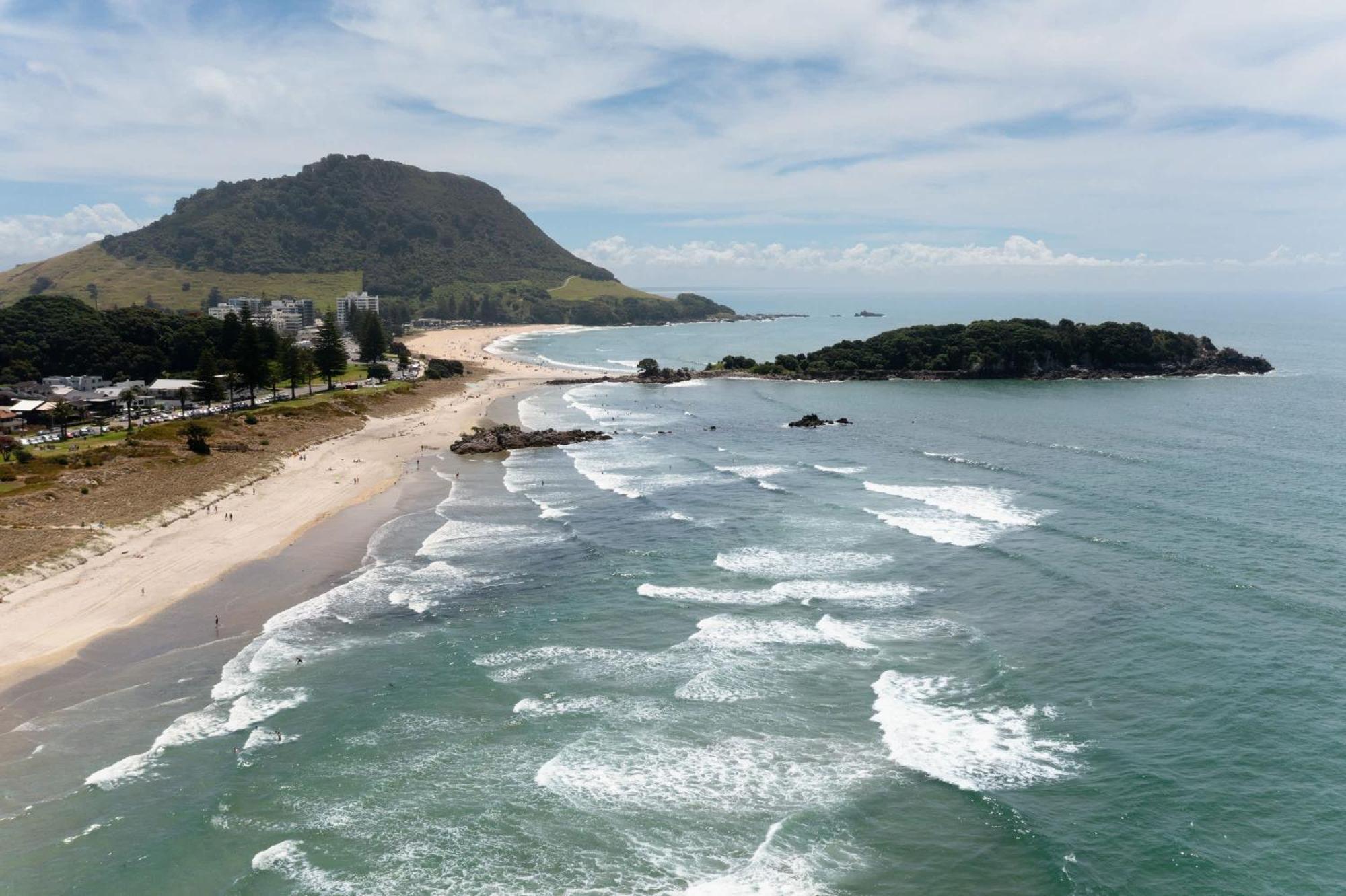 Stylish And Spacious, Downtown Mount Maunganui Exterior foto